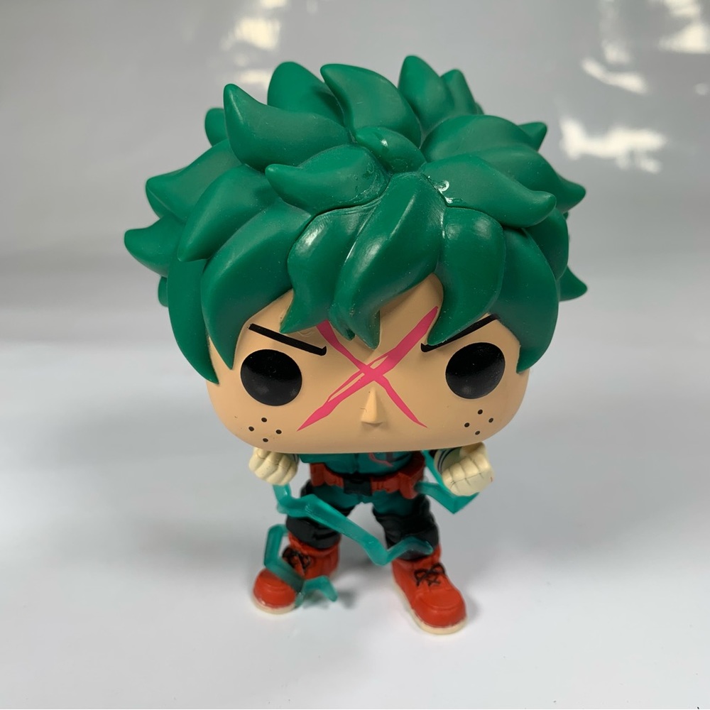 Funko POP Animation Vinyl Figure My Hero Academia Deku #596 glow in the dark